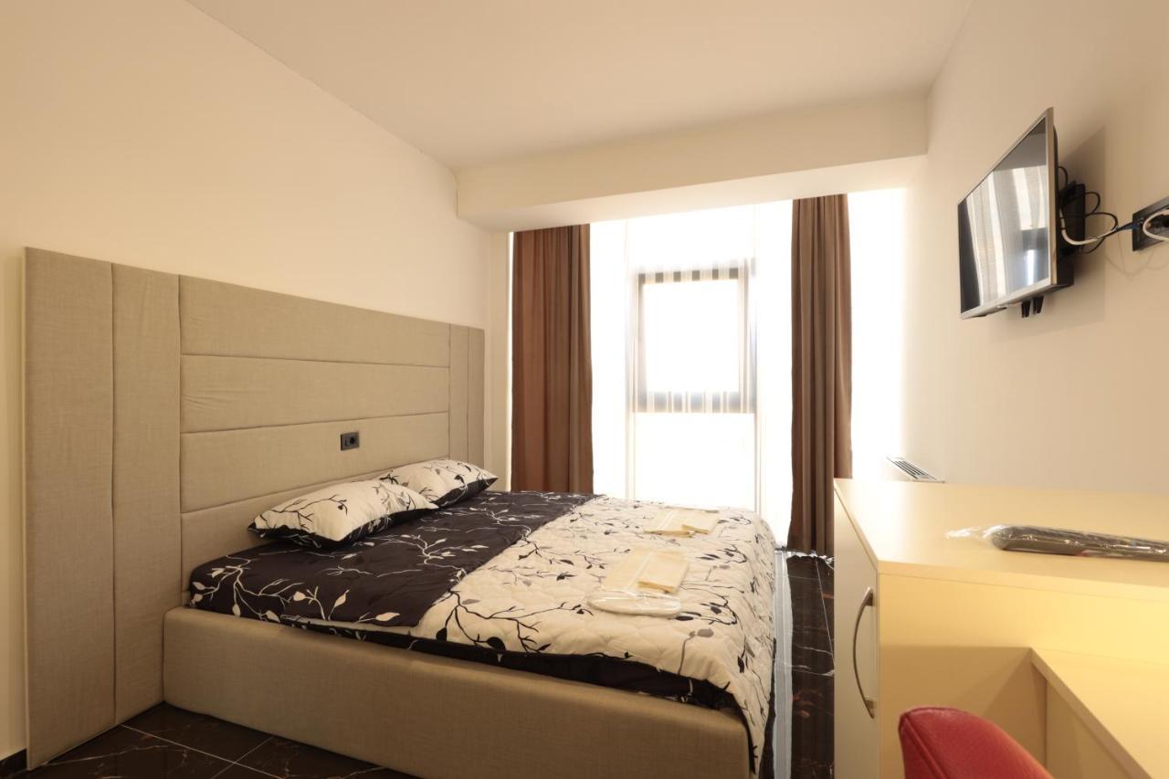 Hotel Ema Tetovo Bagian luar foto