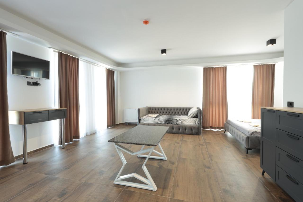 Hotel Ema Tetovo Bagian luar foto